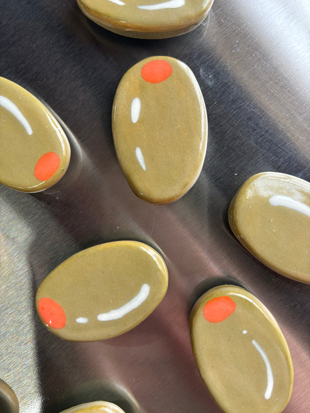 Olive Magnet