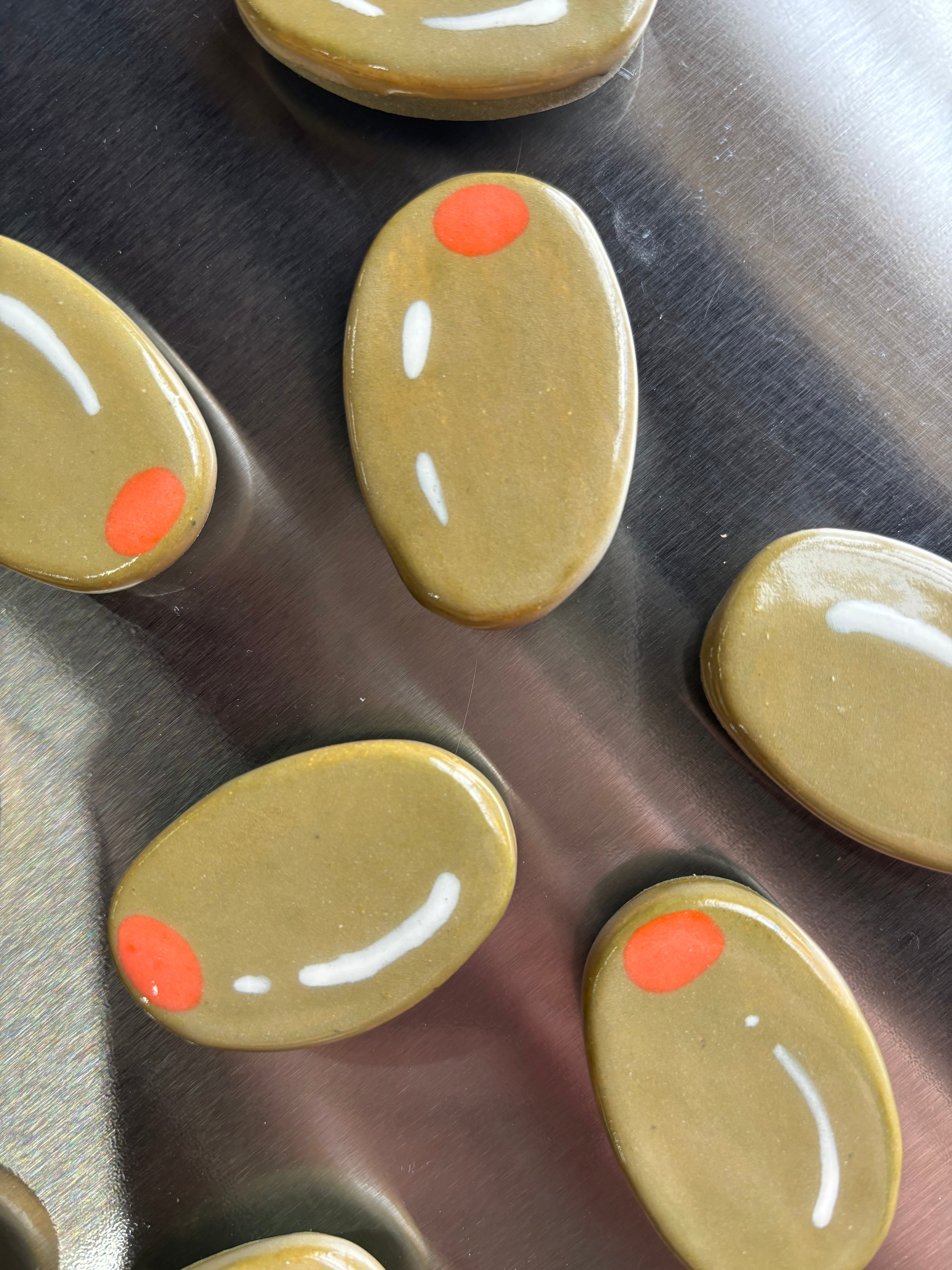 Olive Magnet