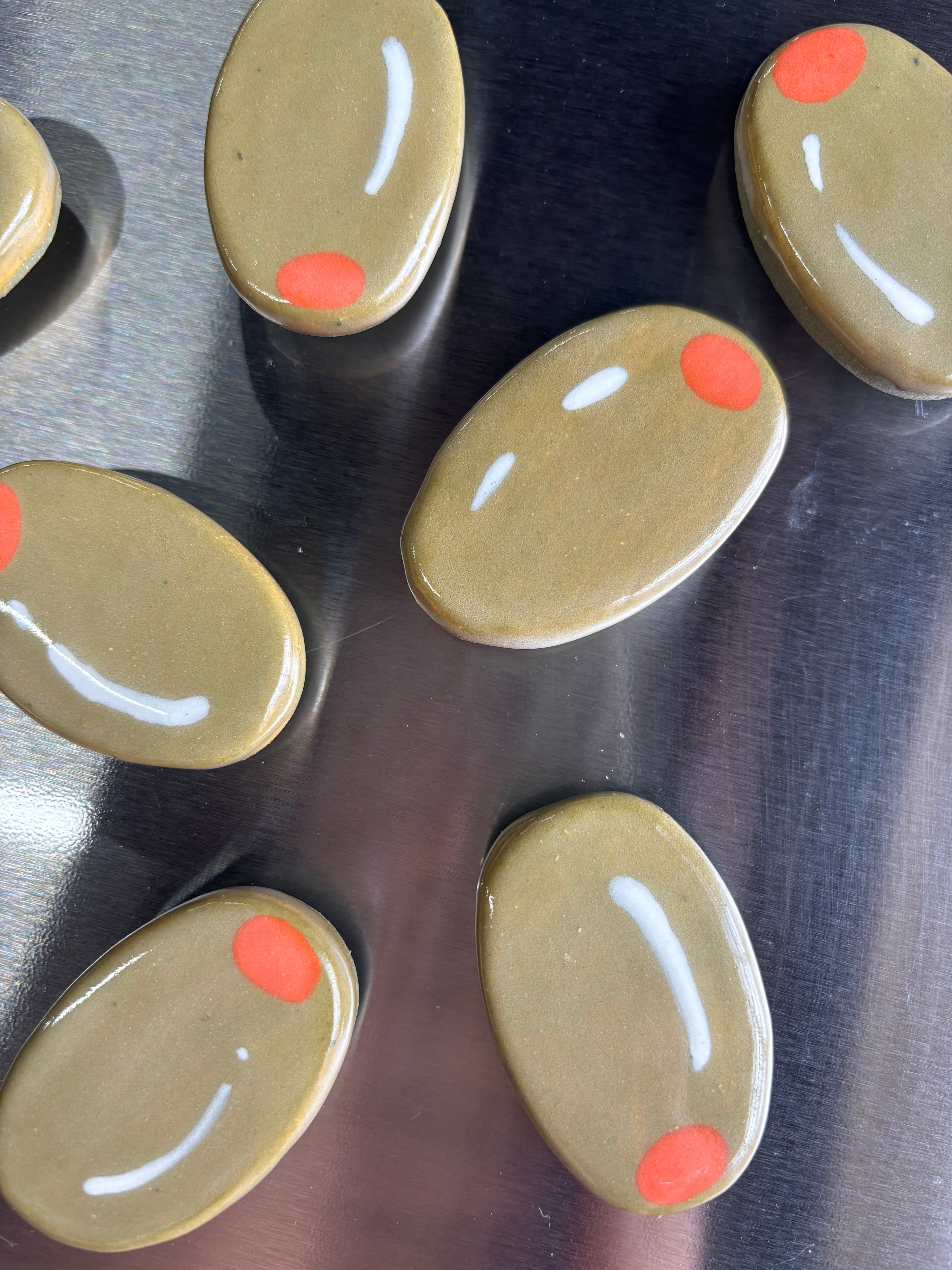 Olive Magnet